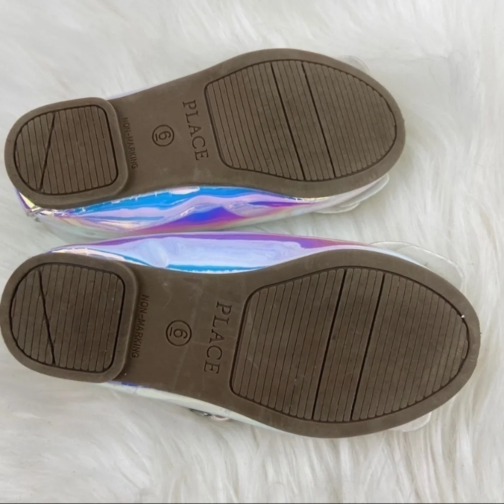 CHILDREN PLACE SILVER FLATS SHOES SIZE 6 TODDLER